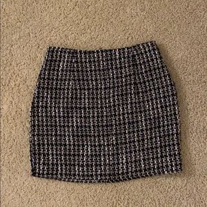 Black White Tweed Skirt (Size: XS)